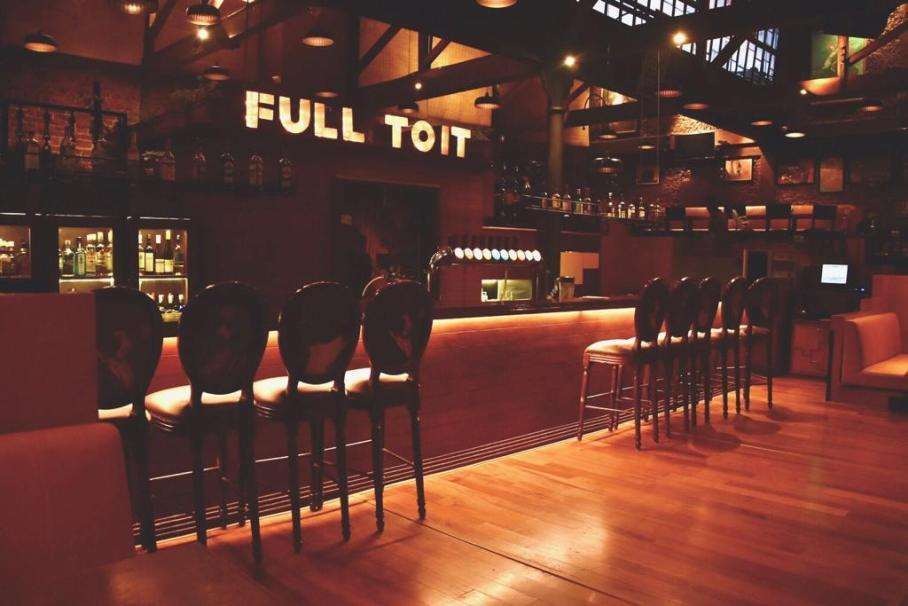 Brew Pub and Lounge Lower Parel